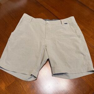 7 Diamonds Shorts Mens 30 Aeroplane Performance Golf Casual Stretch Tan 7"